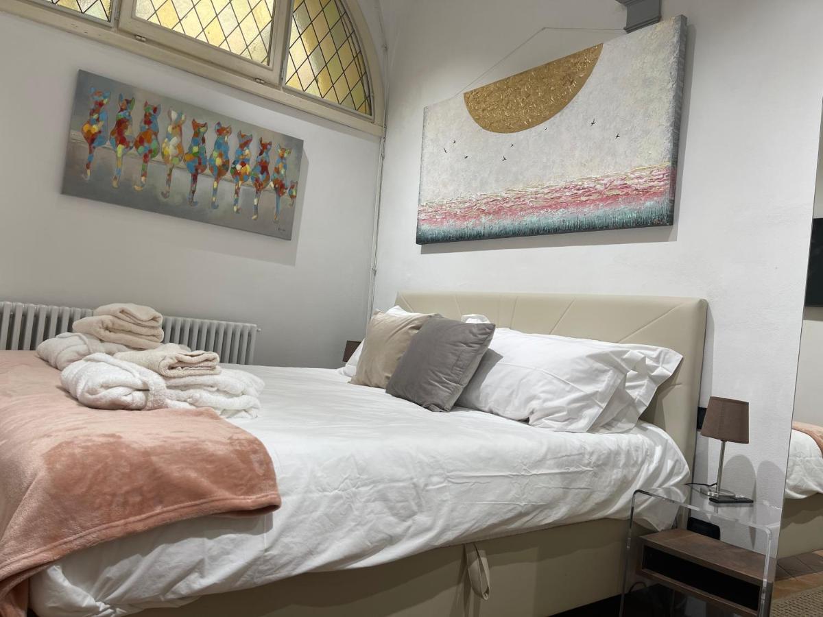 Unique And Antique Apartment 피렌체 외부 사진